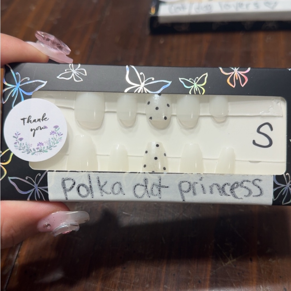 Polka dot princess gel x nails